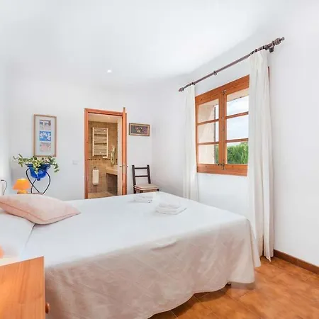 Sleeps 6 Pool Air Con Wifi * Pollença
