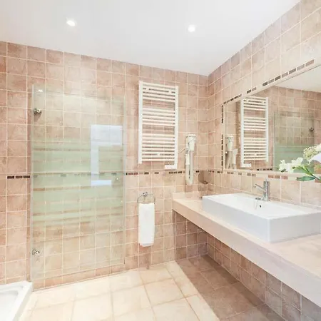 Sleeps 6 Pool Air Con Wifi * Pollença